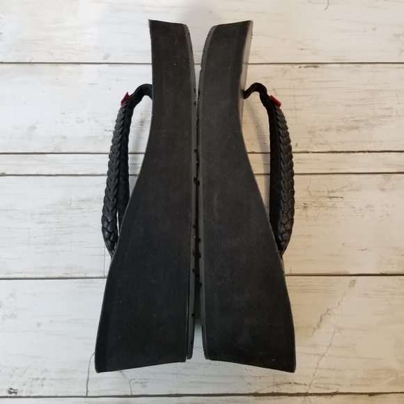 Flojos Hayley Black Woven Thong Wedge Heel Thong Sandal - Picture 4 of 11